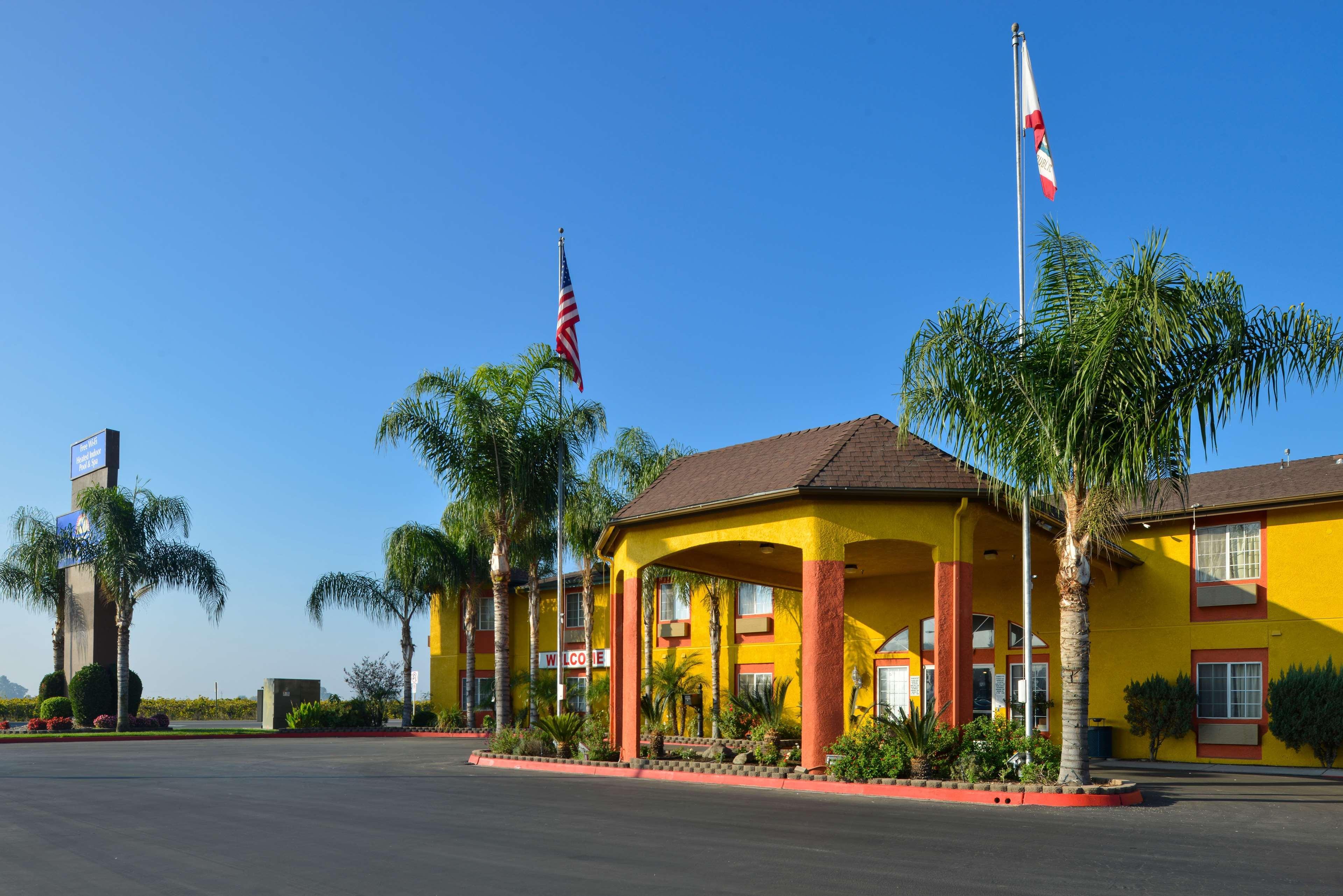 Constance Prince Maurice Poste de Flacq Bagian luar foto The hotel's entrance